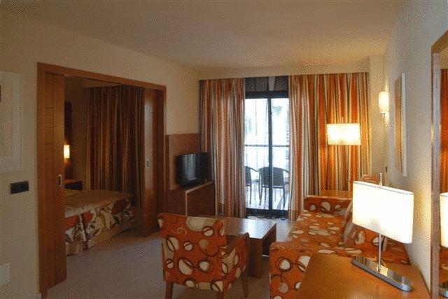 Protur Palmeras Playa 4* Sa Coma (Mallorca)